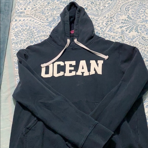 H&M Other - H&M “Ocean” Graphic Hoodie